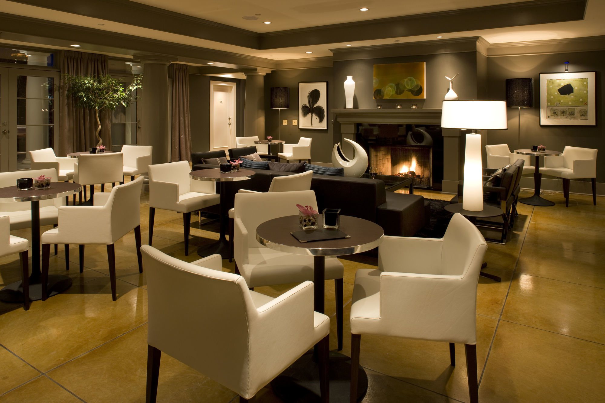 Hotel Arts Kensington YYC Eksteriør billede