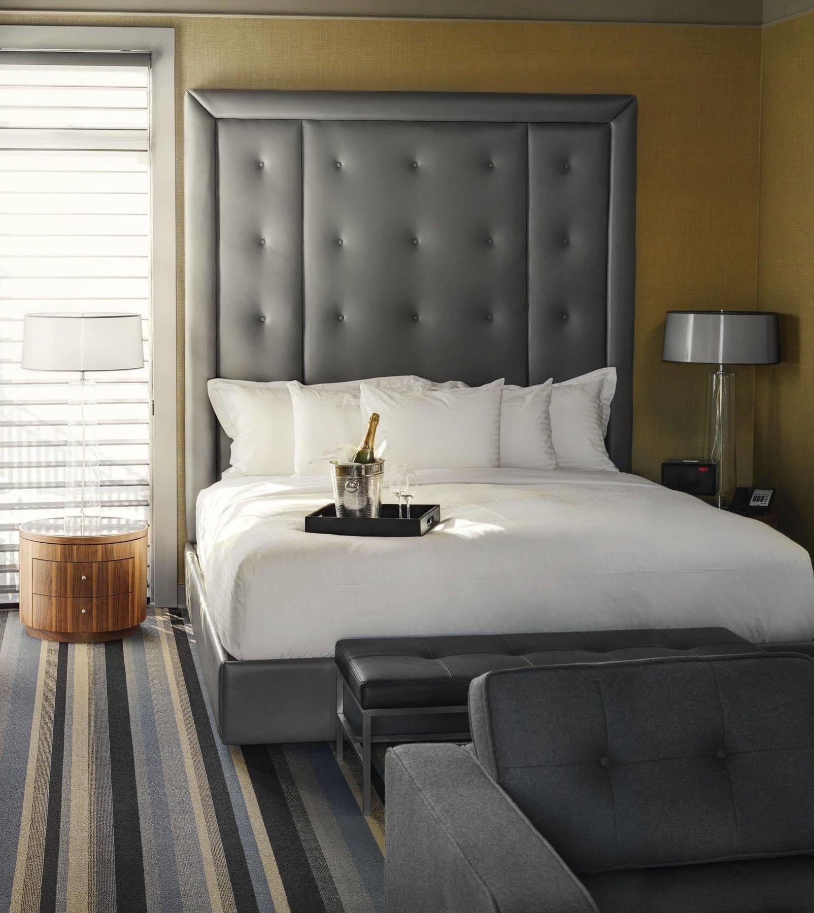 Hotel Arts Kensington YYC Eksteriør billede