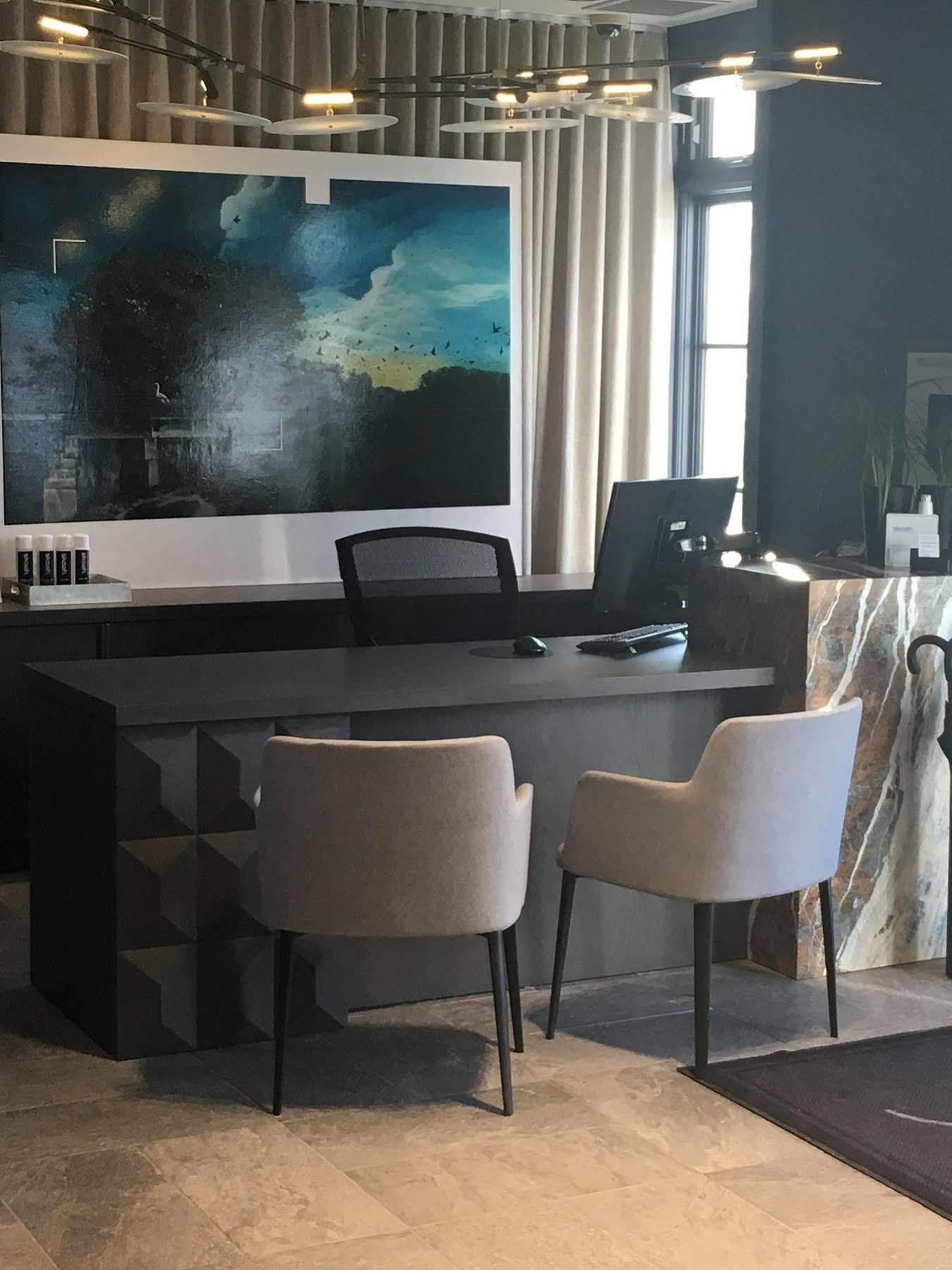 Hotel Arts Kensington YYC Eksteriør billede