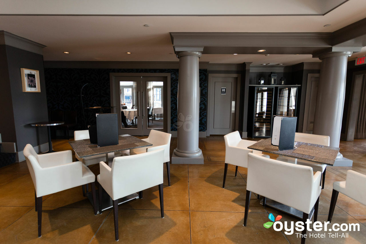 Hotel Arts Kensington YYC Eksteriør billede